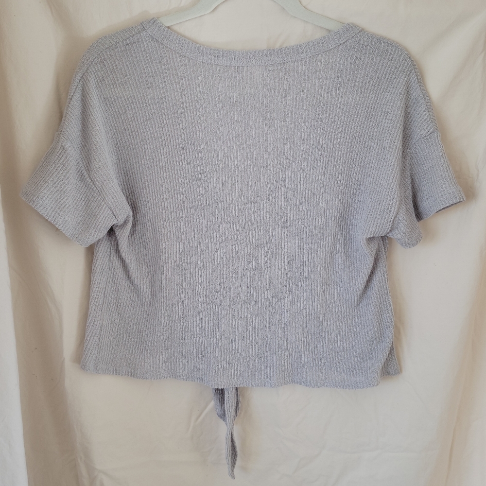 Gray crop top - Picture 3 of 3